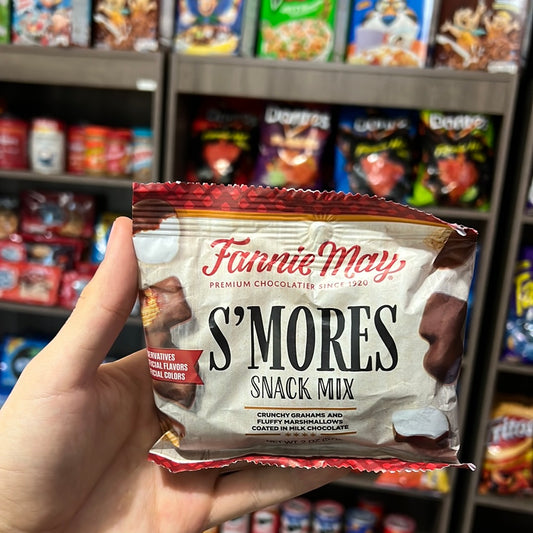 S'mores Snack Mix, Milk Chocolate Covered Mini Marshmallows, 2 oz - LOOP MX