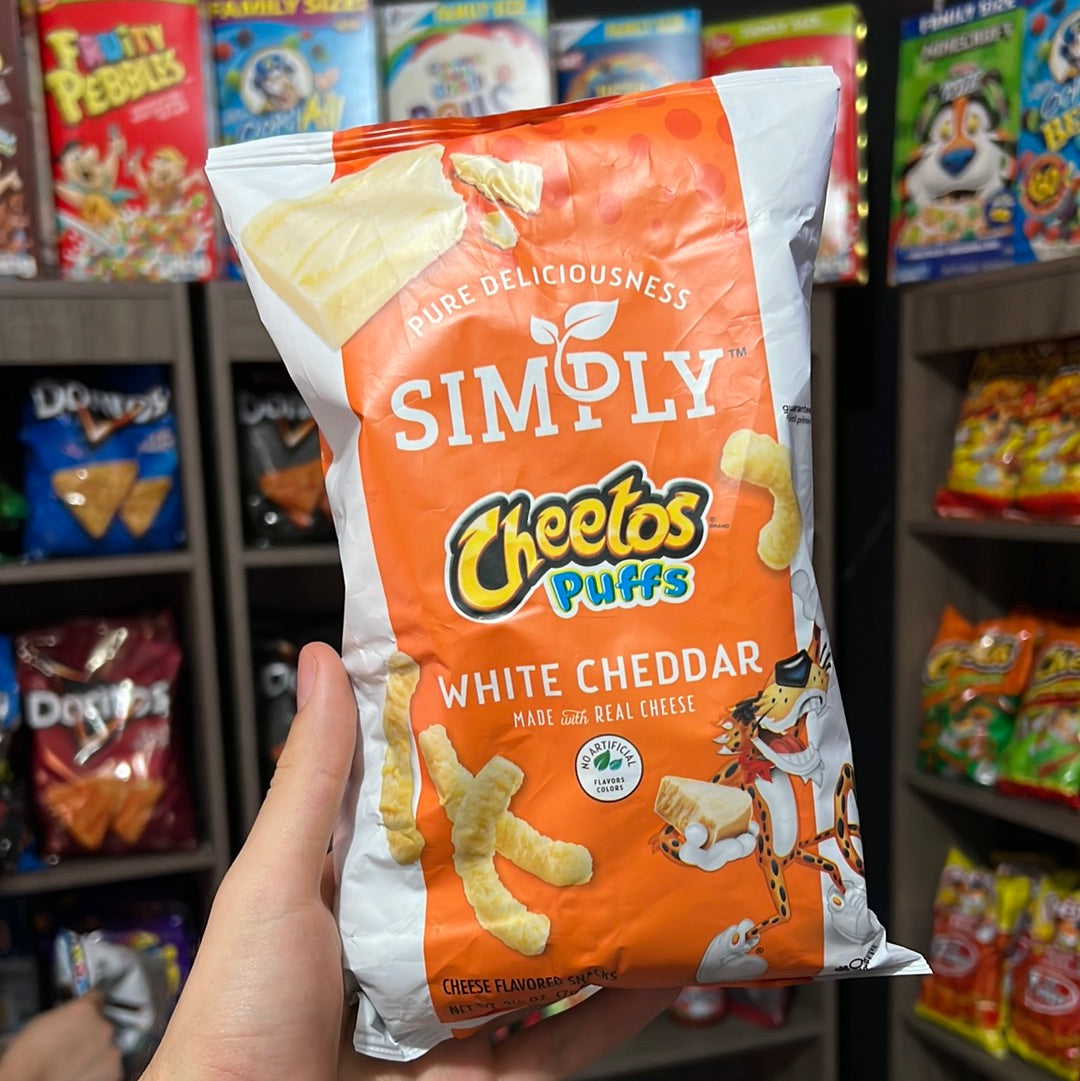 Cheetos Simply Puffs Cheese Flavored Snacks White Cheddar 2.5 oz - LOOP MX