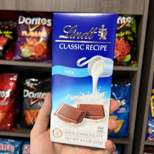 Lindt Classic Recipe Milk Chocolate Candy Bar, Summer Smores Chocolate, 4.4 oz. - LOOP MX